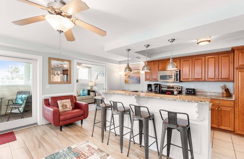 Savannah Beach Condo | Captains Watch 1 by Tybee Vacation Rentals