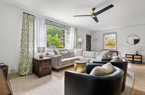 Charleston Apartment | Casa Luna | Walk to Lowndes Grove + Hampton Park