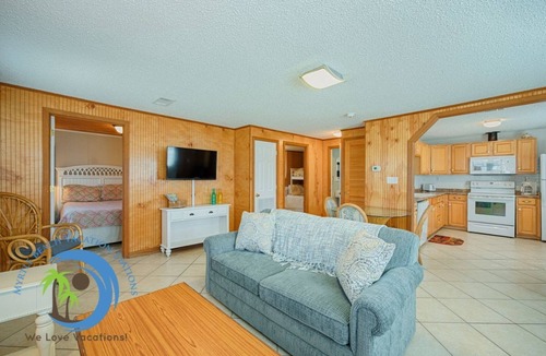 Cherry Grove Beach Condo | CG Beach Bungalow #1