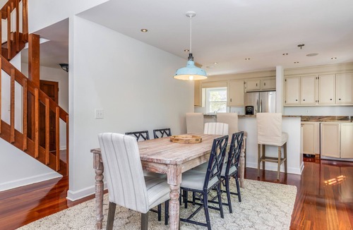 Mount Pleasant House | Charleston-area 3BR, Close to Beach or Downtown, Walk to Shem Creek
