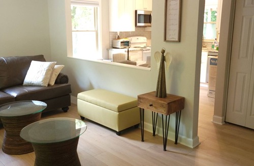 West Ashley Apartment | Charleston Charm~A is 4 miles to Downtown and Close To All Areas
