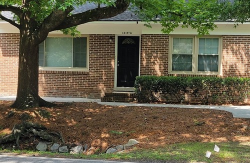 West Ashley Apartment | Charleston Charm~A is 4 miles to Downtown and Close To All Areas