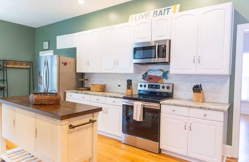 West Ashley House | Charleston Family Getaway-A Charleston Adventure Awaits-Spacious & Pet-Friendly!