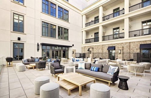 Ansonborough Condo | Charleston | Historic City Retreat | Gym + Downtown | 2BR