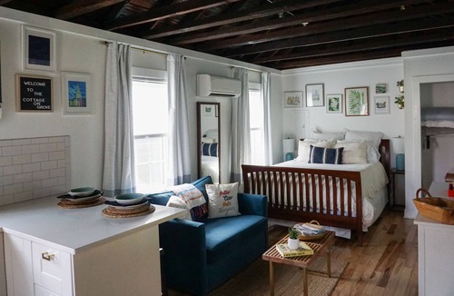 North-Central Cottage | Charlestons Charming city hotel