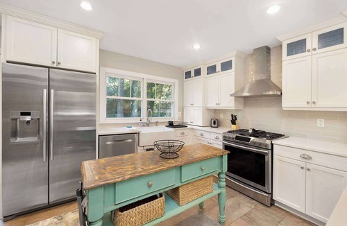 Ashbrook - Clawson Village House | Charm of SouthPark - 5 Bedrooms - 1 of a Kind Lot!