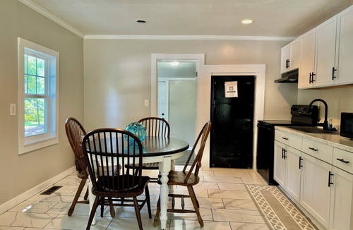 Beaufort Cottage | Charming 2-bedroom cottage with WiFi and AC in enchanting Beaufort