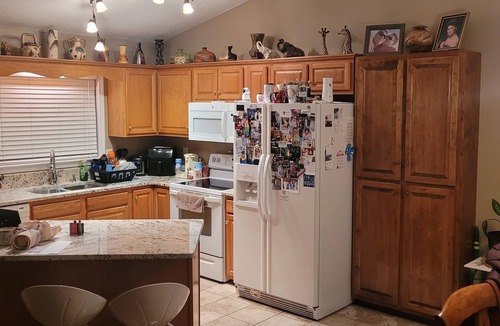 Randleman House | Charming 2-bedroom house with AC, WiFi in Randleman full of love. Near TBMPNC.