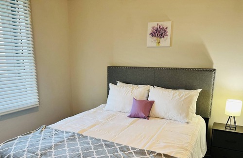 Downtown Charleston Apartment | Charming 2BR/2BA Oasis in Historic Charleston, SC