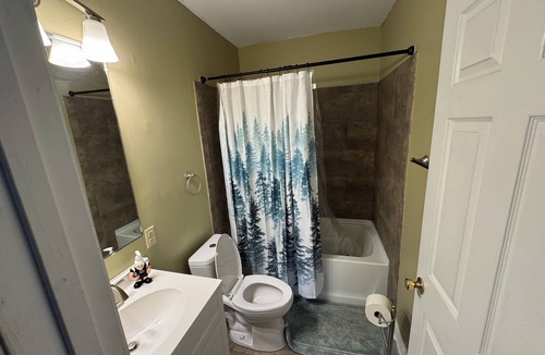 Moncks Corner House | Charming 3-bedroom house within a mile of lake access in Moncks Corner