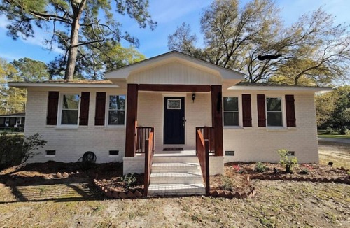 Rantowles House | Charming 3-bedroom house in welcoming Hollywood/Meggett, SC.