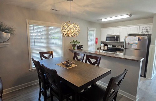 Myrtle Beach House | Charming, Clean & Pet Friendly, 2 bdrm, 2.5 bath, Close to Beach & Airport