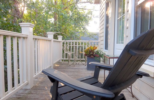 Mount Pleasant Cottage | Charming cottage apartment