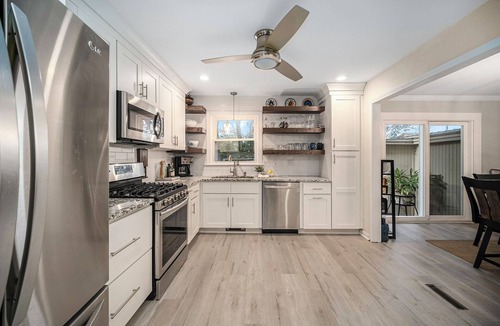 Mount Pleasant House | Charming, Cozy and Quiet townhome in Mount Pleasant Location Location Location!