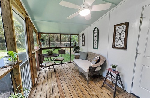 Charleston House | Charming family-friendly casita 5 min to downtown, 15 min to beach