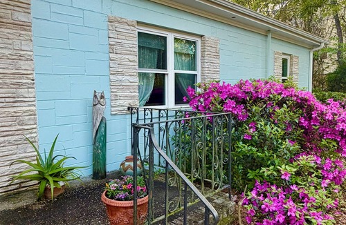 Charleston House | Charming family-friendly casita 5 min to downtown, 15 min to beach