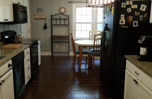 Lincolnville House | Charming home minutes from everywhere!