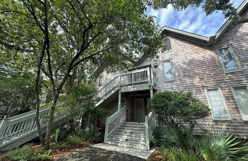 West Beach Village Villa | Charming lower level 1-bedroom Seascape villa just steps from the beach!