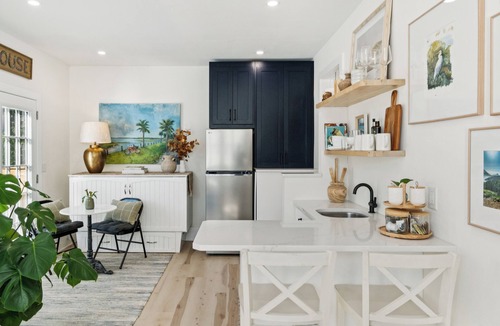Mount Pleasant House | Charming Upscale Beach House - Master Suite