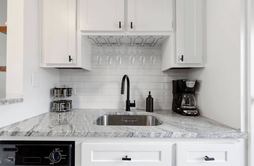 Fourth Ward House | Charming Uptown Charlotte Loft-style townhome with Private Garage!