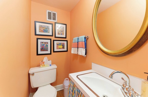 South of Broad House | Cheerful home in the heart of Charleston. Designated office space for executives
