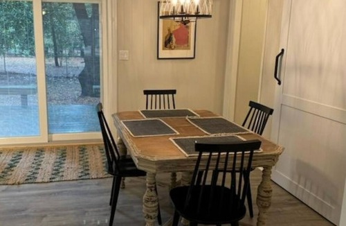 Southern Pines Cottage | Chestnut and Bay - perfect for equine and golf events - ask about discount