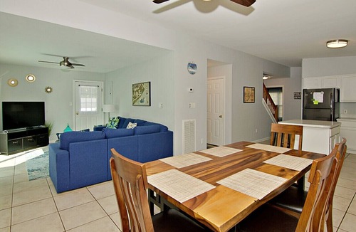 Charleston House | Close to Beach and Downtown Charleston