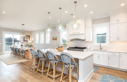 Isle of Palms House | CLOSE TO CHARLESTON/ROOFTOP/LUXURY PROPERTY/POOL/OCEAN VIEW/GREAT FALL RATES