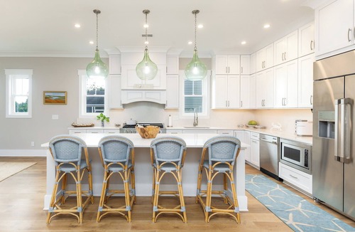 Isle of Palms House | CLOSE TO CHARLESTON/ROOFTOP/LUXURY PROPERTY/POOL/OCEAN VIEW/GREAT FALL RATES