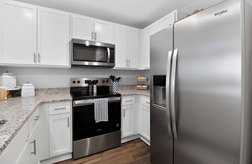 Conway Condo | Close to Downtown Conway, 1-Mile to CCU & 2- Miles to Conway Medical Center