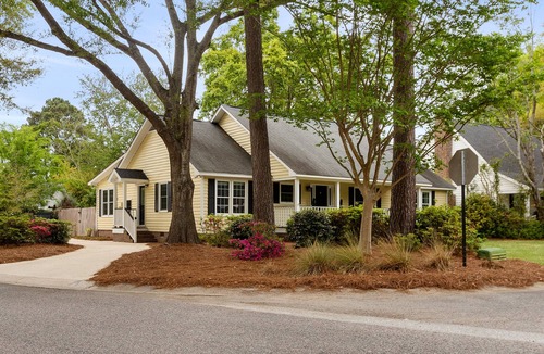 Mount Pleasant House | Close To Town Center! | The Attwood