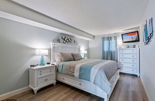 Crescent Beach Resort | Coastal Beachfront Paradise! Resort Style Amenities with a BRAND NEW KITCHEN!