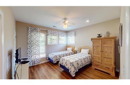 Litchfield by the Sea House | Coastal Charm 2BR Villa Lakeside Resort Amenities