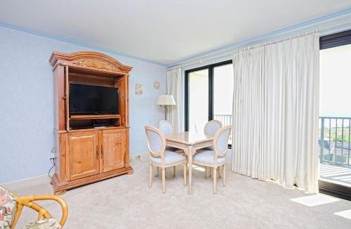 Litchfield by the Sea House | Coastal Oasis Inviting 3BR Condo with Resort Pool