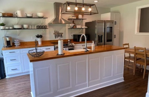 North Charleston House | Comfortable and elegant 3 bedroom home with King Bed master suite.