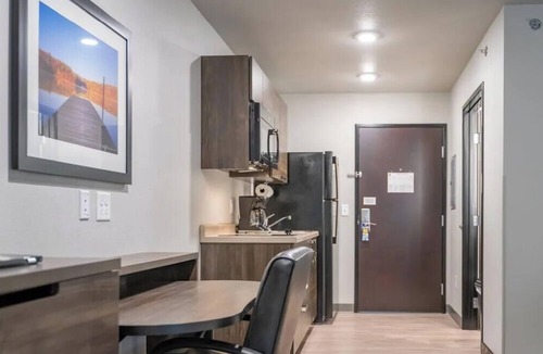 Augusta Hotel | Comfortable & Pet-Friendly Hotel Close to Augusta National & City Hotspots