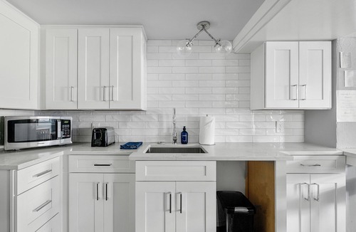 Downtown Charleston House | Comfy, Cozy, Captivating | Park View