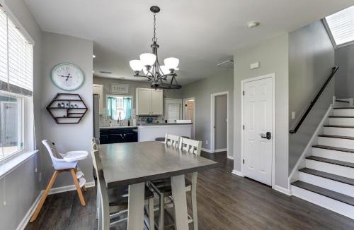 Moncks Corner House | Community Pools + Dock: Moncks Corner Getaway