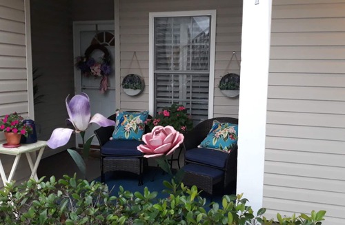 Surfside Beach Condo | Condo in quiet area of Myrtle Beach, Intracoastal boat landing 1mi., Ocean 5mi.!