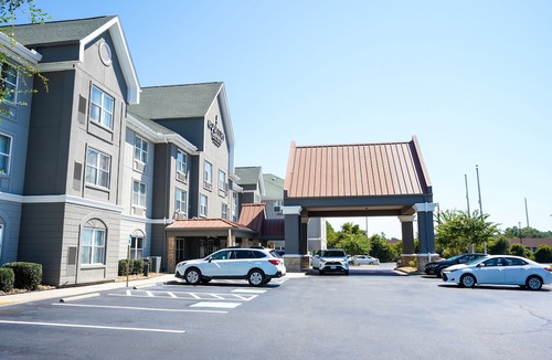 Carolina Forest Hotel | Country Inn & Suites by Radisson, Myrtle Beach, SC