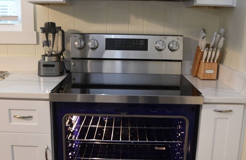 Northeast Raleigh Apartment | Cozy 1-bedroom apartment in charming Raleigh with AC