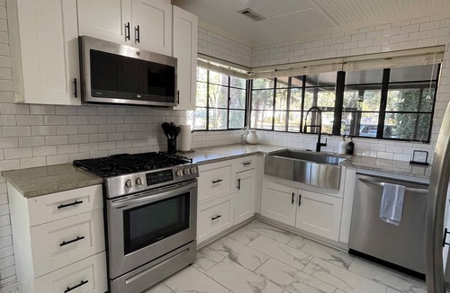 Mossy Oaks House | Cozy 3-bedroom bungalow in charming Beaufort