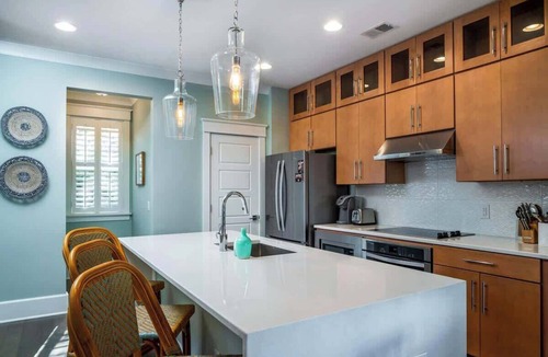 Old Village House | Cozy 3 Bedroom Home Near Sullivans Island