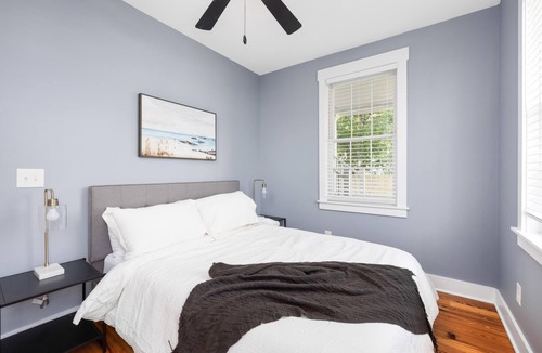 Downtown Charleston House | Cozy 3 bedroom steps from King Street