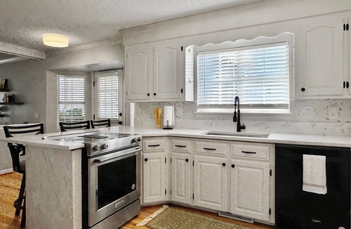 North Charleston House | Cozy 3-bedroom home away from home - pet-friendly, king bed, game room