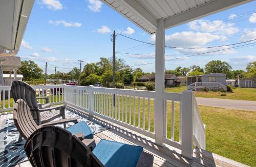 North Myrtle Beach House | Cozy Beach Cottage