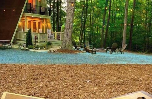 Mint Hill House | Cozy Cabin- Unplug and Rewind!