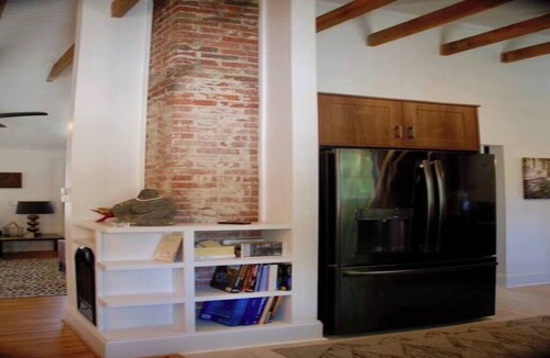 North Charlotte Cottage | Cozy Cottage on Food Forest in the Heart of Charlotte!