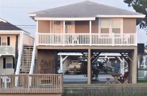North Myrtle Beach House | Cricket Cottage- Appox 528 Feet to the Beach