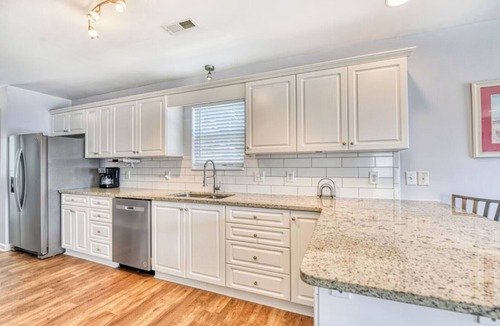 Surfside Beach House | Crystal Blue Persuasion - Renovated 4 Bdr Second Row Beach House, Private Pool